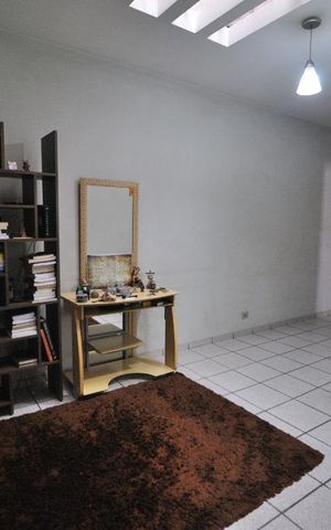 Casa à venda com 280m², 5 quartos e 6 vagasSala