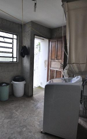 Casa à venda com 280m², 5 quartos e 6 vagasÁrea de serviço