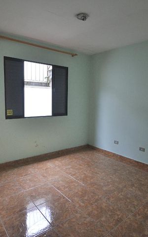 Casa à venda com 280m², 5 quartos e 6 vagasQuarto - Casa 02