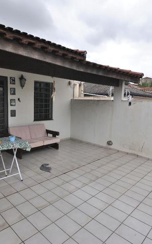 Casa à venda com 280m², 5 quartos e 6 vagasSacada