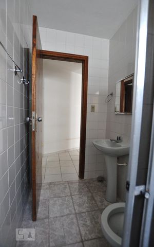 Casa à venda com 280m², 5 quartos e 6 vagasBanheiro