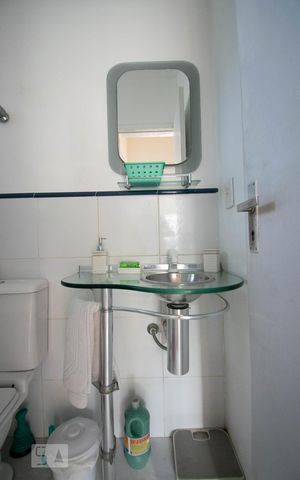 Apartamento para alugar com 50m², 2 quartos e 1 vagaBanheiro 