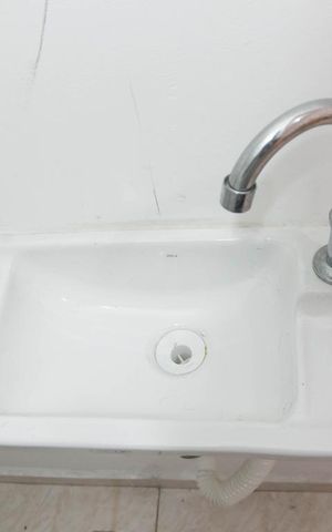 Casa de condomínio à venda com 60m², 2 quartos e 1 vagaLavabo