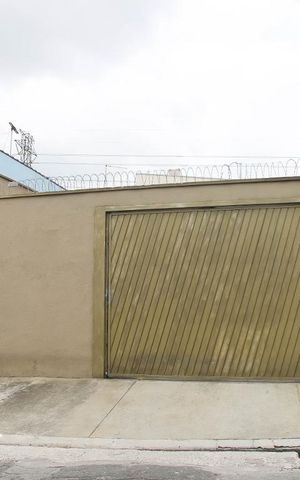 Casa de condomínio à venda com 60m², 2 quartos e 1 vagaFachada