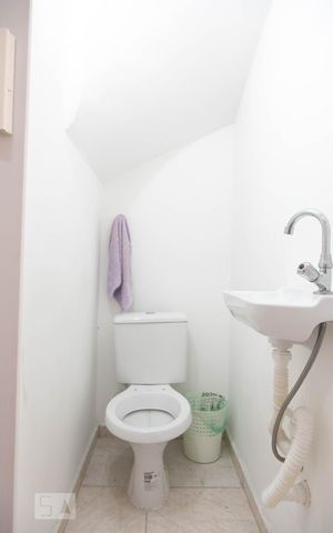 Casa de condomínio à venda com 60m², 2 quartos e 1 vagaLavabo