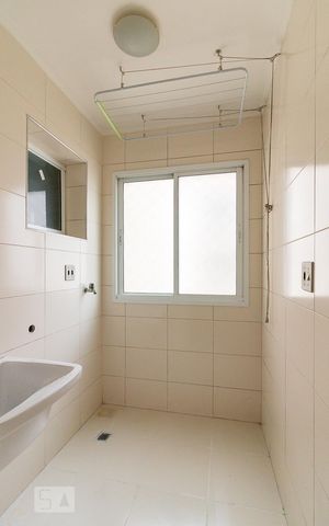 Apartamento para alugar com 67m², 3 quartos e 1 vagaÁrea de serviço