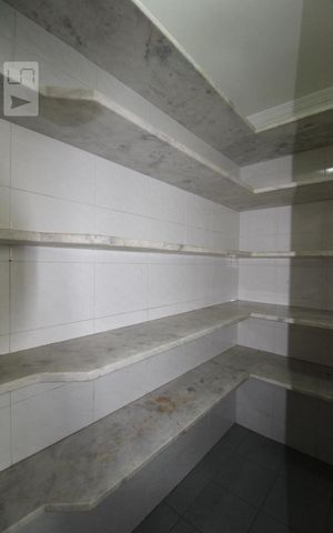 Apartamento para alugar com 256m², 4 quartos e 3 vagasDespensa