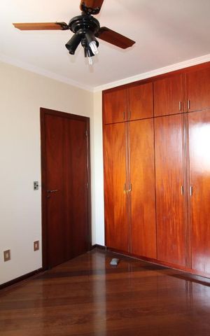 Apartamento para alugar com 256m², 4 quartos e 3 vagasQuarto 3