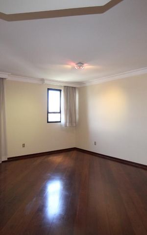 Apartamento para alugar com 256m², 4 quartos e 3 vagasSala