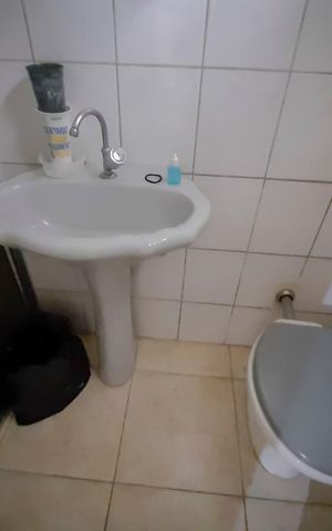 Casa à venda com 215m², 3 quartos e sem vagaBanheiro Suite