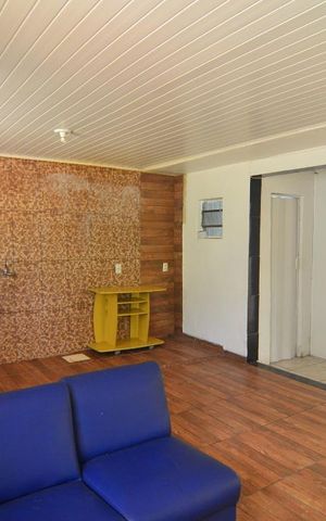 Casa à venda com 90m², 2 quartos e 1 vagaSala e cozinha