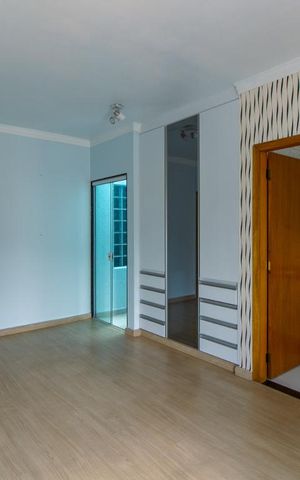 Casa para alugar com 140m², 2 quartos e 2 vagas Casa para alugar com 140m², 2 quartos e 2 vagasQuarto 2 - Suítes
