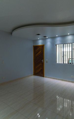Casa para alugar com 140m², 2 quartos e 2 vagas Casa para alugar com 140m², 2 quartos e 2 vagasSala
