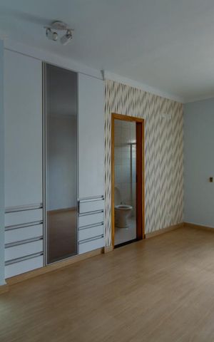 Casa para alugar com 140m², 2 quartos e 2 vagas Casa para alugar com 140m², 2 quartos e 2 vagasQuarto 2 - Suítes
