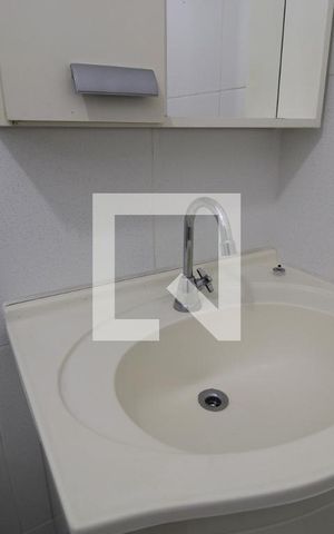 Apartamento para alugar com 77m², 3 quartos e 1 vagaPia banheiro comum