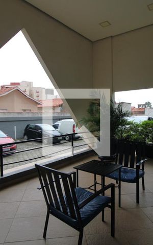 Apartamento para alugar com 77m², 3 quartos e 1 vagaÁrea comum