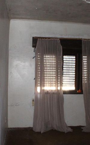Casa à venda com 305m², 4 quartos e 1 vagaSuite