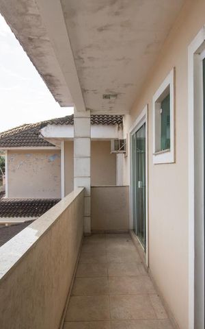 Casa à venda com 230m², 3 quartos e 3 vagas Casa à venda com 230m², 3 quartos e 3 vagasVaranda da Suíte e do Quarto 1