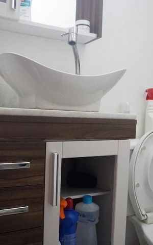 Casa de condomínio à venda com 70m², 2 quartos e 2 vagasLavabo