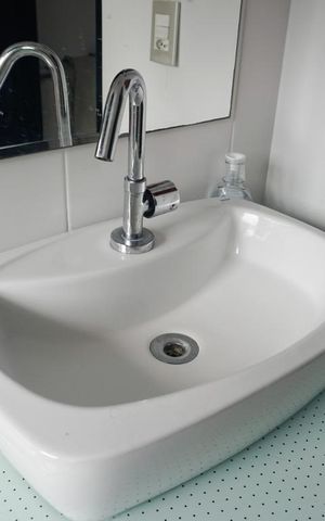 Casa de condomínio à venda com 70m², 2 quartos e 2 vagasBanheiro Social