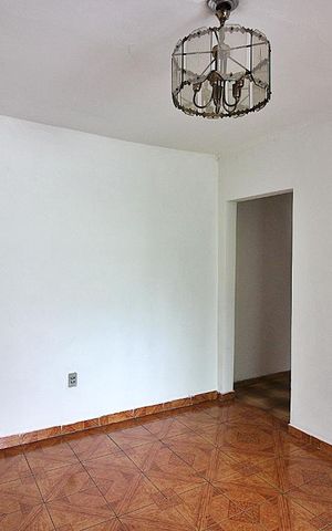 Casa à venda com 109m², 2 quartos e 1 vagaSala 