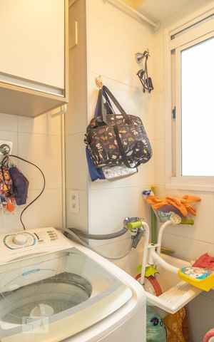 Apartamento à venda com 40m², 2 quartos e sem vaga Apartamento à venda com 40m², 2 quartos e sem vagaÁrea de Serviço