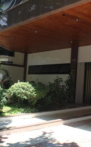 Apartamento à venda com 109m², 3 quartos e 2 vagasFachada