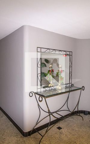 Apartamento à venda com 55m², 2 quartos e 1 vagaHall social