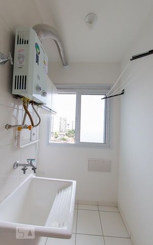 Apartamento para alugar com 42m², 2 quartos e 1 vaga Apartamento para alugar com 42m², 2 quartos e 1 vagaArea de Serviço