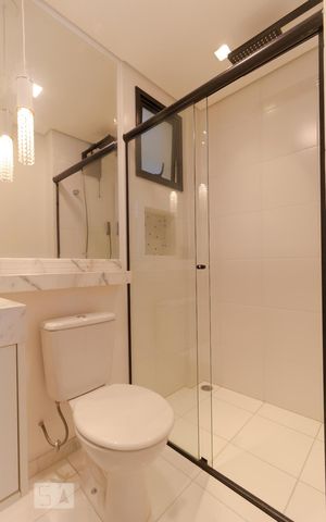 Apartamento para alugar com 64m², 2 quartos e 1 vaga Apartamento para alugar com 64m², 2 quartos e 1 vagaBanheiro