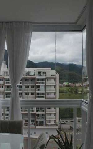 Apartamento à venda com 189m², 4 quartos e 2 vagasVista - Sala