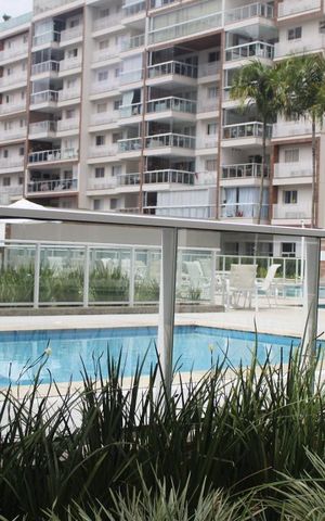 Apartamento à venda com 189m², 4 quartos e 2 vagasÁrea Comum - Piscina