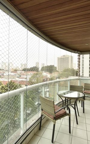 Apartamento à venda com 120m², 3 quartos e 2 vagasVaranda
