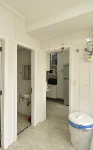 Apartamento à venda com 120m², 3 quartos e 2 vagasÁrea de serviço