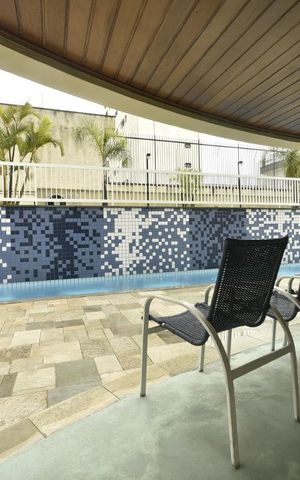 Apartamento à venda com 120m², 3 quartos e 2 vagasÁrea comum - piscina