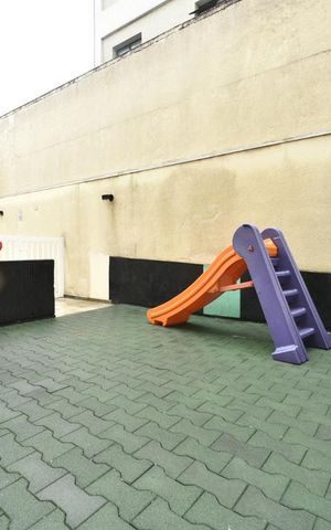 Apartamento à venda com 120m², 3 quartos e 2 vagasÁrea comum - playground