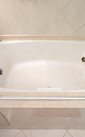 Apartamento à venda com 290m², 3 quartos e 2 vagasBanheiro da Suíte 1