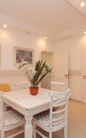 Apartamento à venda com 290m², 3 quartos e 2 vagasCopa