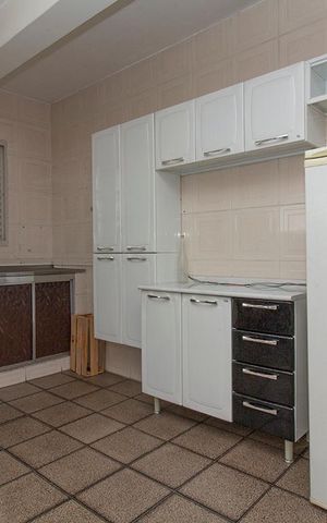 Casa para alugar com 300m², 9 quartos e 2 vagas Casa para alugar com 300m², 9 quartos e 2 vagasPiso INF2 - Cozinha