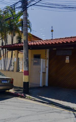 Casa de condomínio à venda com 102m², 2 quartos e 2 vagas Casa de condomínio à venda com 102m², 2 quartos e 2 vagasFachada do Condomínio