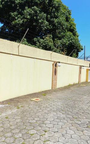 Casa de condomínio à venda com 102m², 2 quartos e 2 vagas Casa de condomínio à venda com 102m², 2 quartos e 2 vagasÁrea Externa