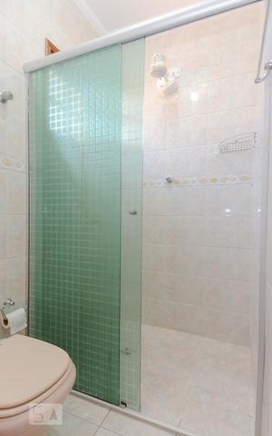 Casa de condomínio à venda com 102m², 2 quartos e 2 vagas Casa de condomínio à venda com 102m², 2 quartos e 2 vagasBanheiro da Suíte 2