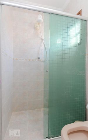 Casa de condomínio à venda com 102m², 2 quartos e 2 vagas Casa de condomínio à venda com 102m², 2 quartos e 2 vagasBanheiro da Suíte 1