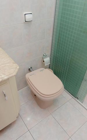 Casa de condomínio à venda com 102m², 2 quartos e 2 vagas Casa de condomínio à venda com 102m², 2 quartos e 2 vagasBanheiro da Suíte 2