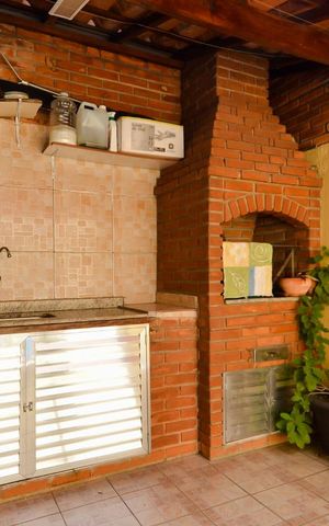 Casa de condomínio à venda com 102m², 2 quartos e 2 vagas Casa de condomínio à venda com 102m², 2 quartos e 2 vagasChurrasqueira
