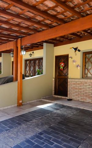 Casa de condomínio à venda com 102m², 2 quartos e 2 vagas Casa de condomínio à venda com 102m², 2 quartos e 2 vagasGaragem