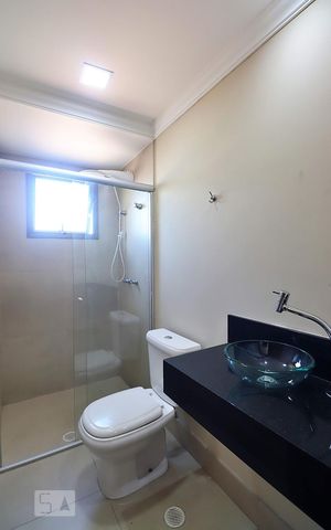 Apartamento à venda com 78m², 2 quartos e 2 vagasBanheiro da Suíte 1
