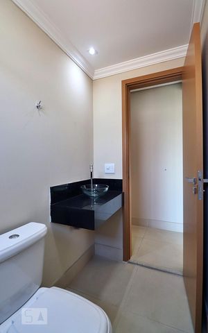 Apartamento à venda com 78m², 2 quartos e 2 vagasBanheiro da Suíte 1