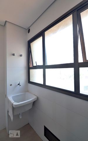 Apartamento à venda com 78m², 2 quartos e 2 vagasÁrea de Serviço