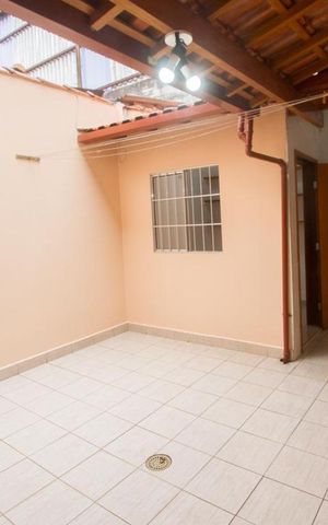 Casa para alugar com 116m², 2 quartos e 1 vagaQuintal